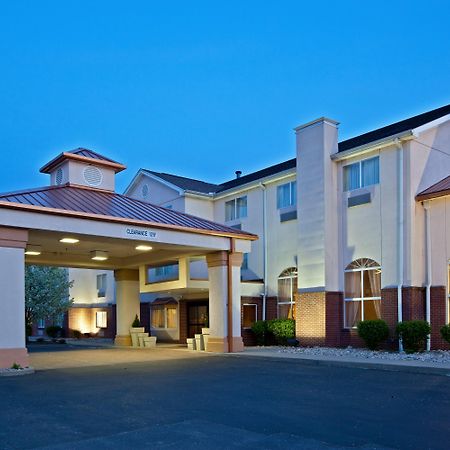 Holiday Inn Express Hotel & Suites Cincinnati-North/Sharonville Exterior photo